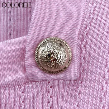 Дизайнерите на пистата Блузи за жени от 2021 Реколта Бял Черен Розов вязаный пуловер Mujer Зима Високо Качество Златни копчета Pull Femme