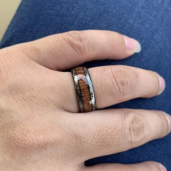 Нова мода 8 мм Мъжки черен пръстен от неръждаема стомана Гавайское Coa Дървена инкрустация Купол Годежен пръстен Мъжки годежен пръстен Бижута подарък